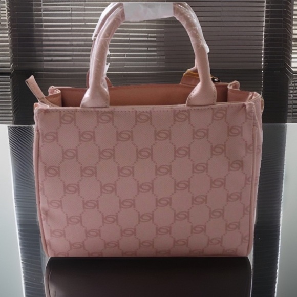 Bebe BNWT PU Mini Blush Pink Satchel with Crossbody Strap In Plastic - Picture 3 of 8